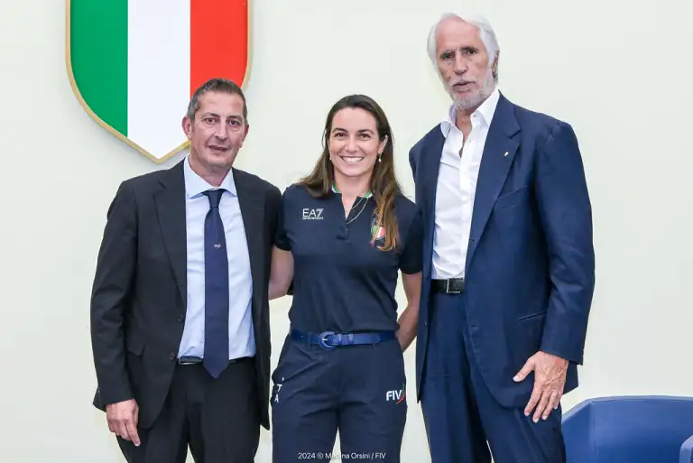 Marta Maggetti con i presidenti del CONI e della FIV
